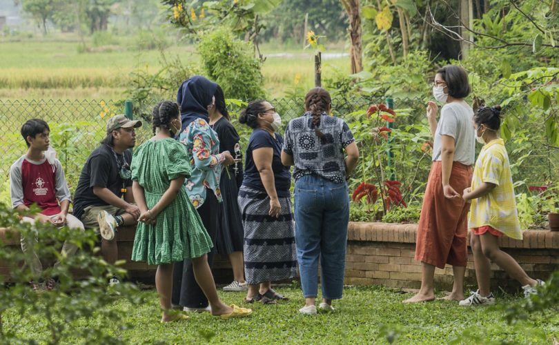 Garden Tour at Yabbiekayu